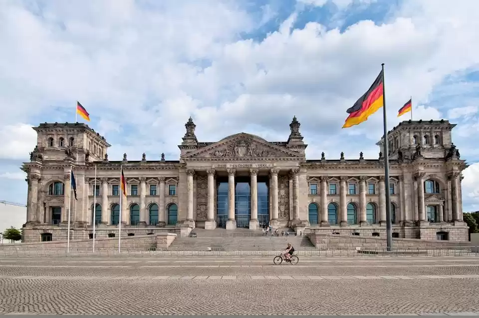 Photo of 48 Hours Guide