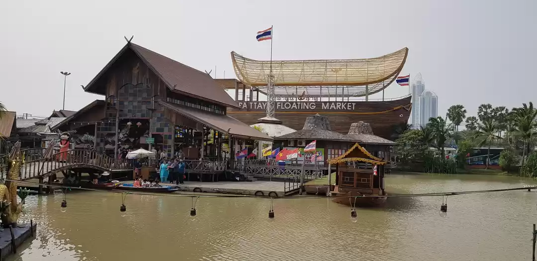 Photo of Pattaya Floating Market