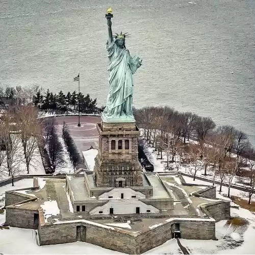 Photo of Statue of Liberty