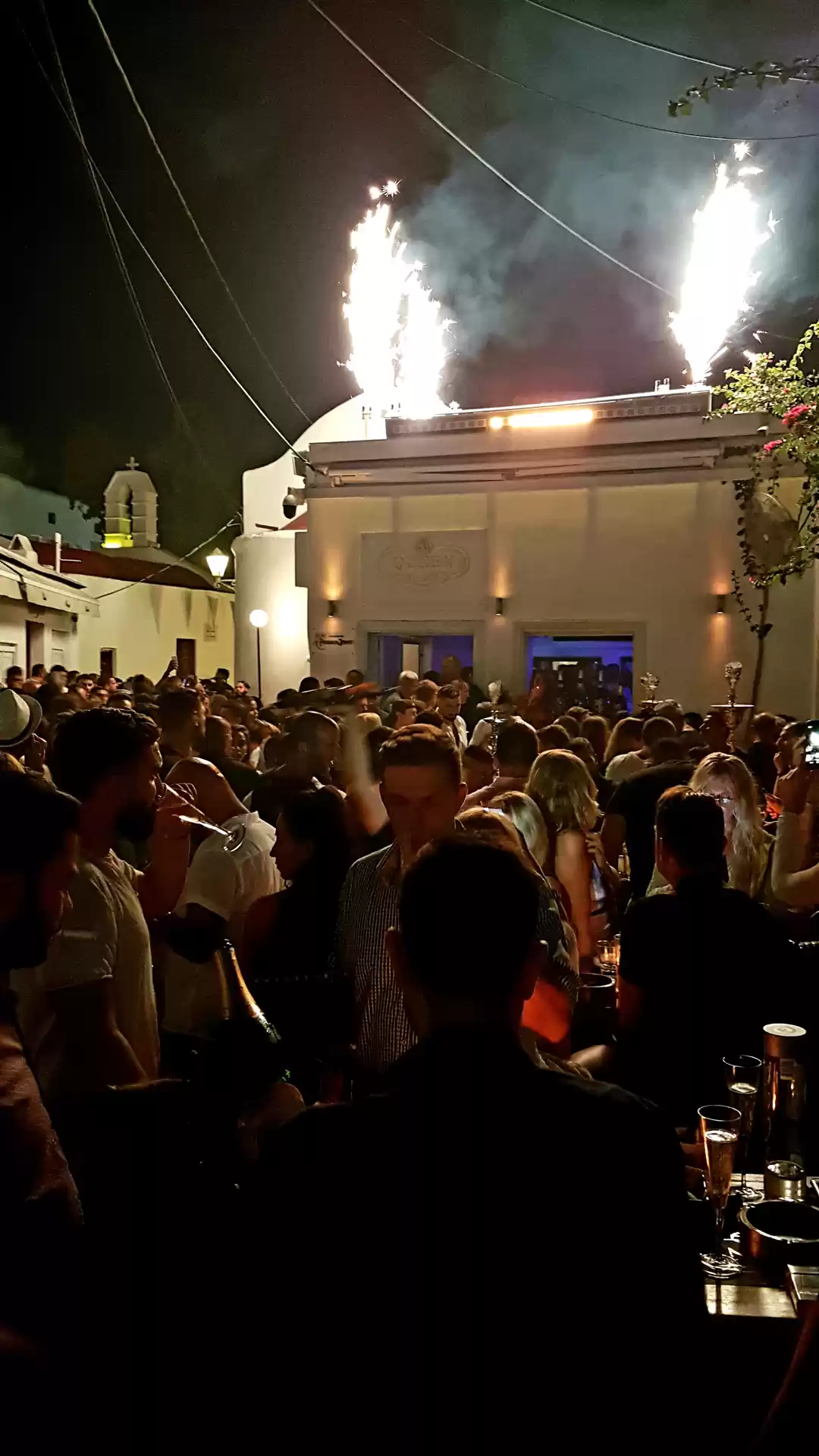 Photo of Queen bar