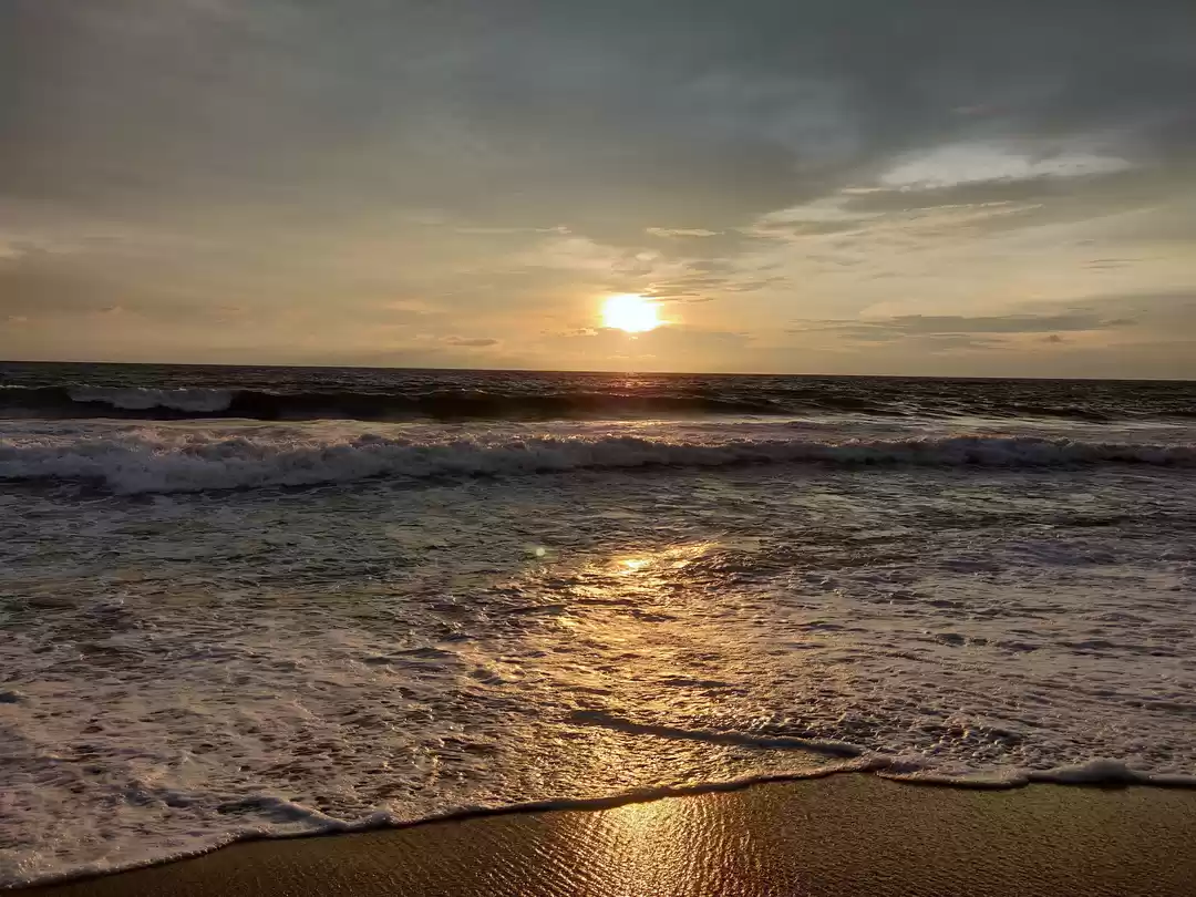 Photo of Mount Lavinia Beach
